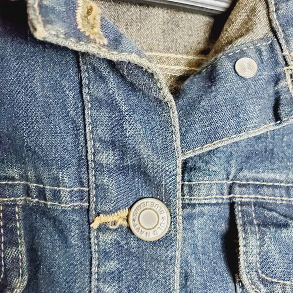 Junior's Old Denim Jacket Size Medium - Picture 3 of 7
